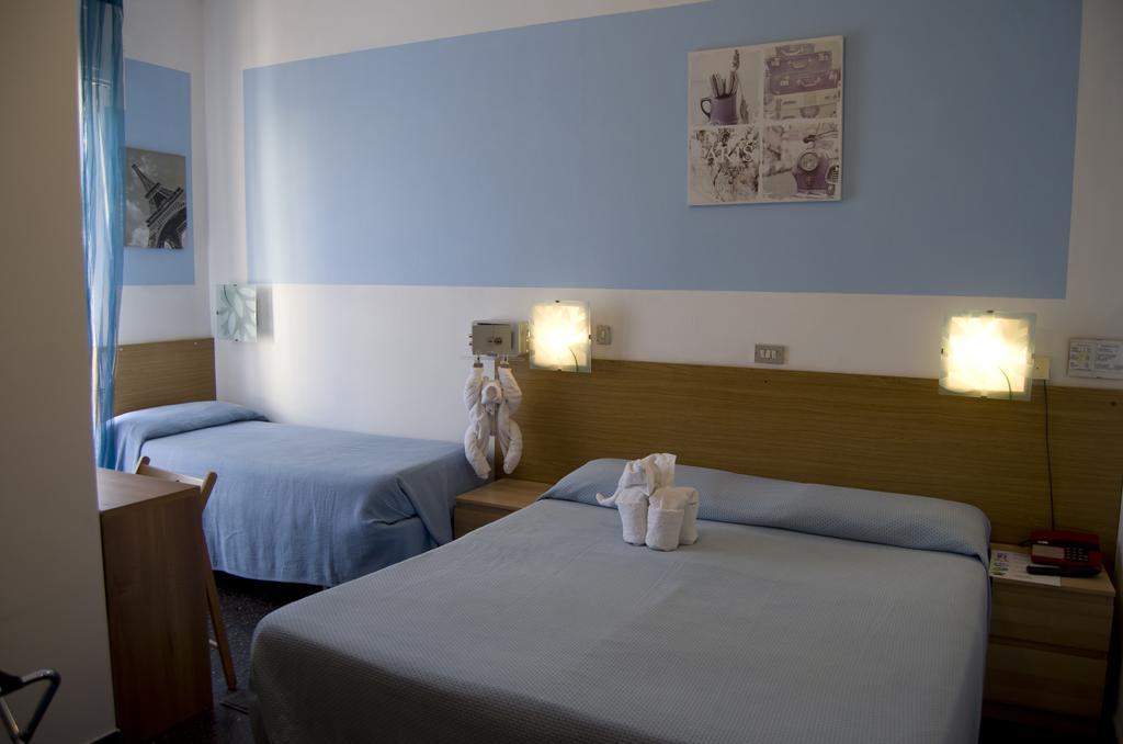 Albergo La Marinella Varazze Eksteriør billede